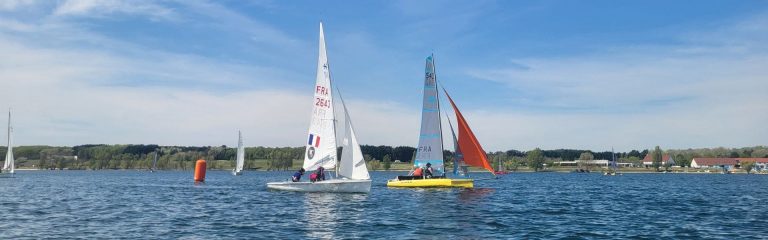 Lire la suite à propos de l’article Régate printanière et ventée au Cercle de la Voile de Moisson-Lavacourt